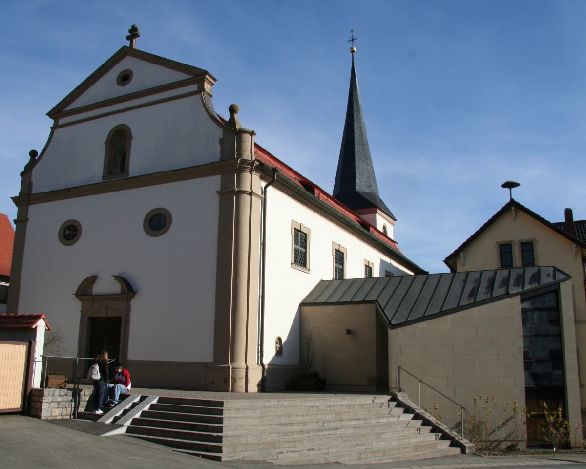 Pfarrkirche Mariä Geburt, Hambach