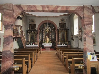 Innenansicht der Kirche St. Kilian, Holzhausen